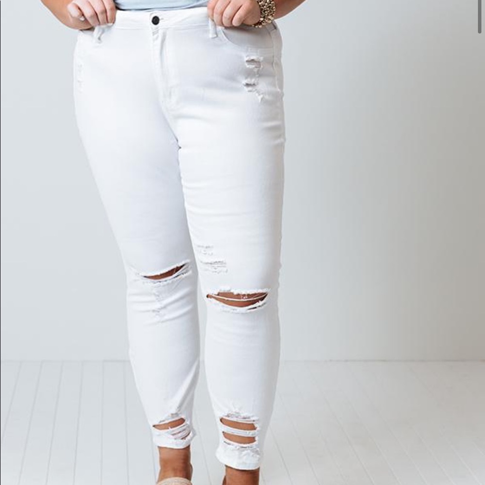 Impressions Boutique White Jeans - Brand New